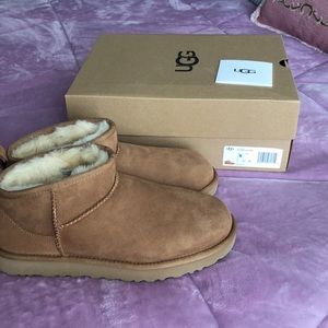 Ugg Classic Ultra Mini Boots in Chestnut